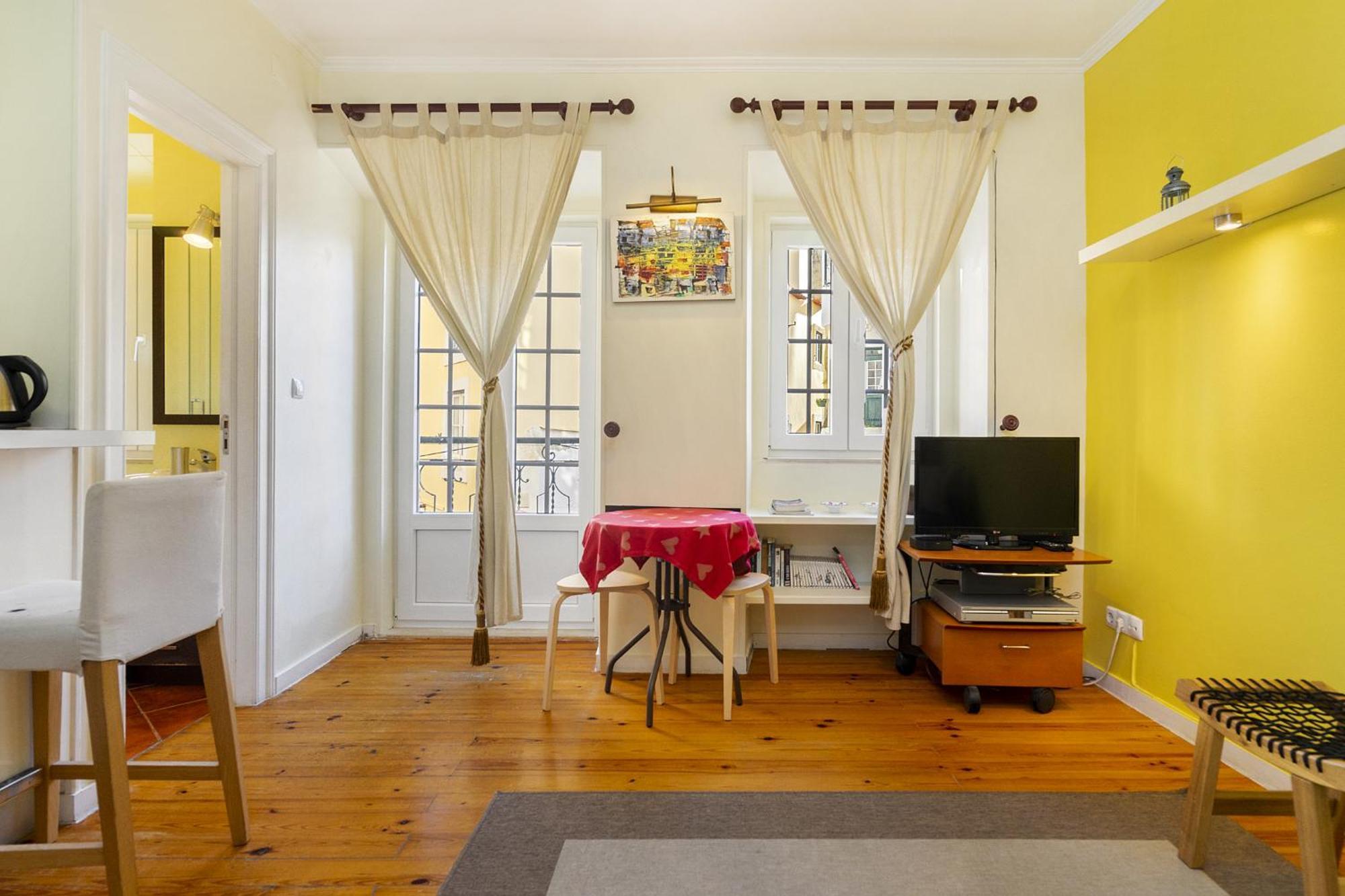 Whome Central Alfama Hideaway Perfect To Explore Lisboa Εξωτερικό φωτογραφία
